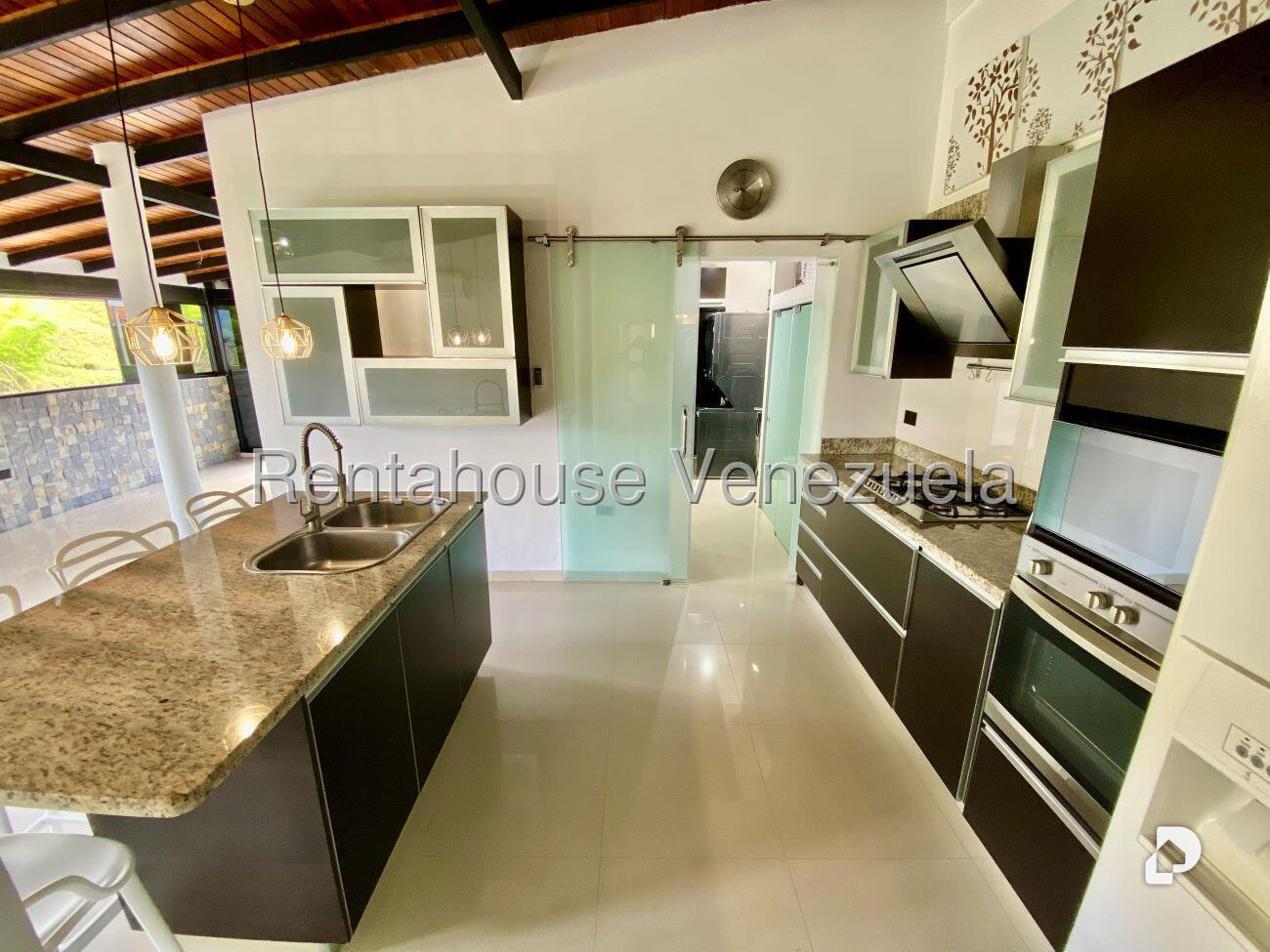 Apartamento en Colinas de La Tahona, Caracas