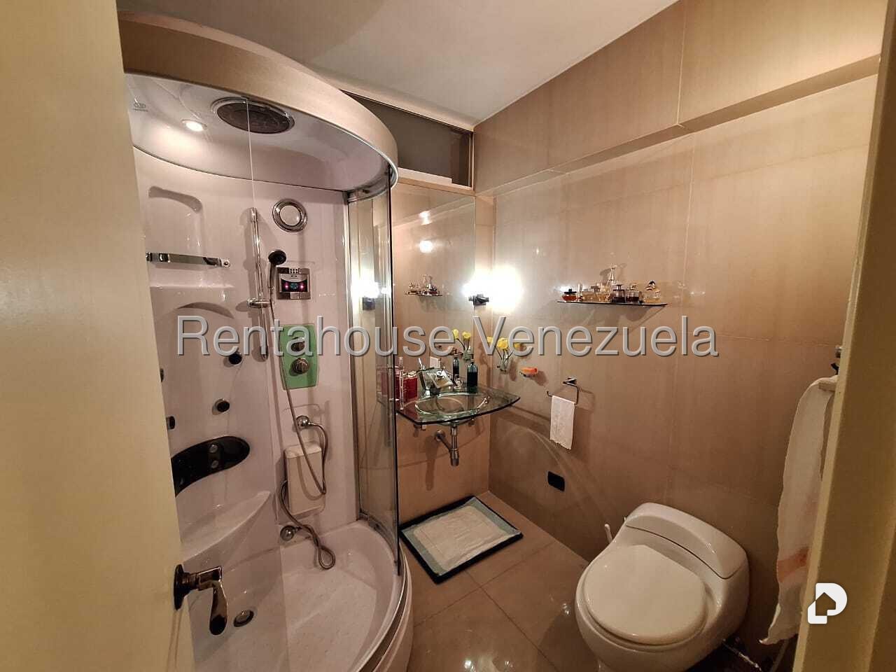 Apartamento en Campo Alegre, Caracas – 15