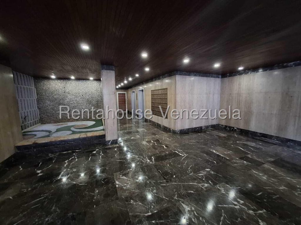 Apartamento en Campo Alegre, Caracas - 1