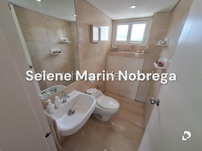 Apartamento en Las Mesetas de Santa Rosa de Lima, Caracas – 12