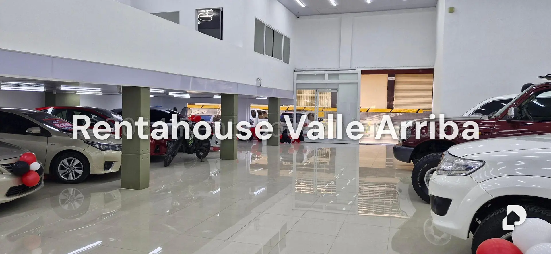 Local comercial en Los Cortijos de Lourdes, Caracas – 1
