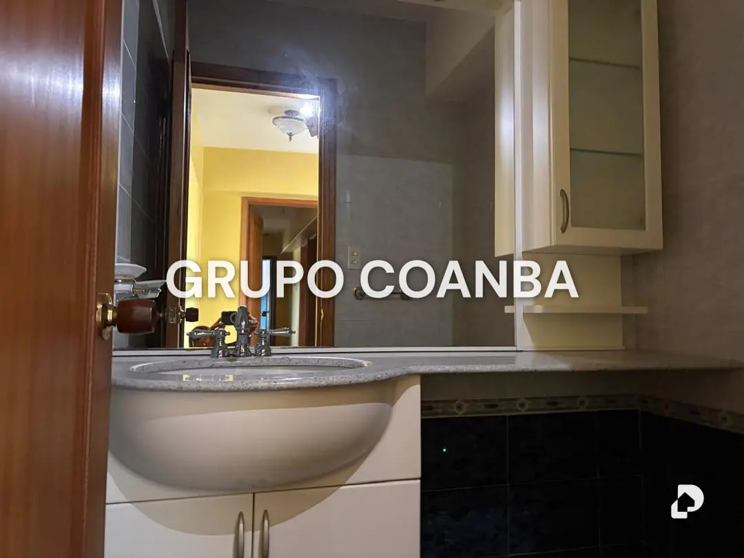 Apartamento en Urb. Miranda, Caracas – 12