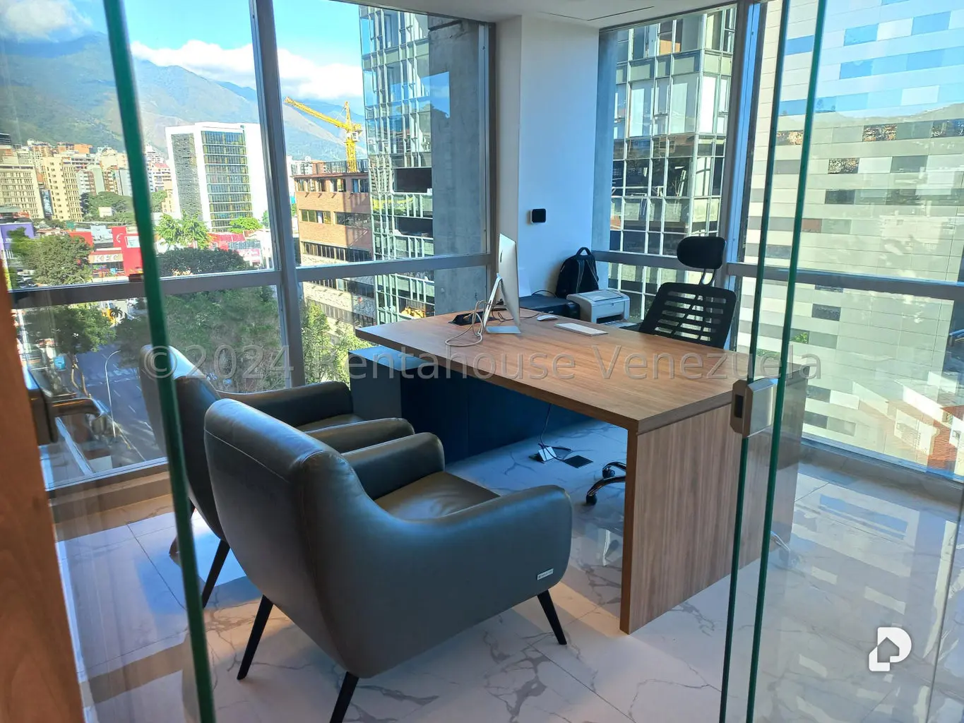 Oficina en Las Mercedes, Caracas – 20