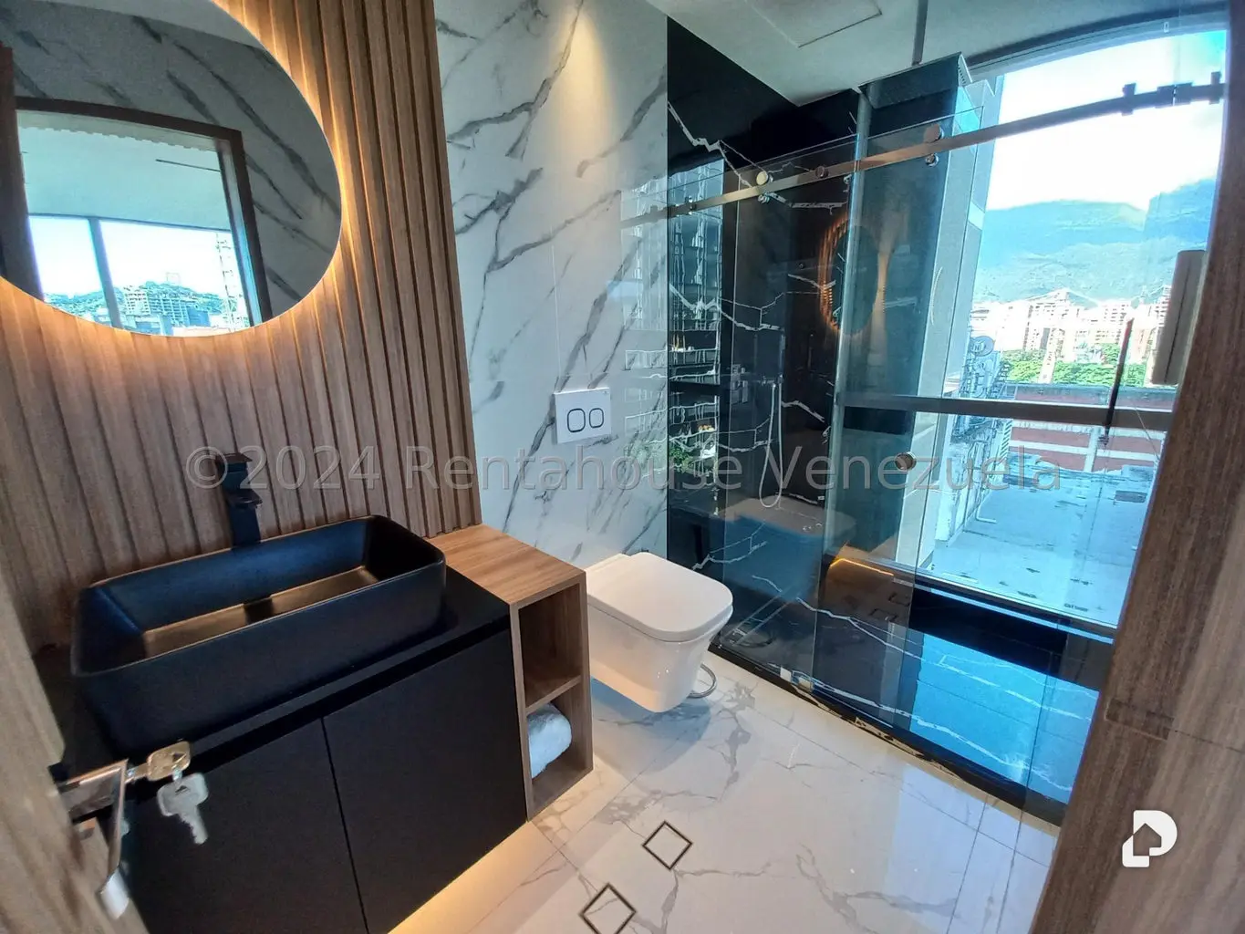 Oficina en Las Mercedes, Caracas – 25