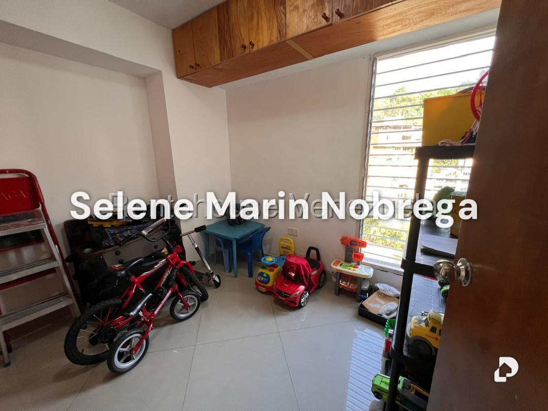 Apartamento en La Boyera, Caracas – 12