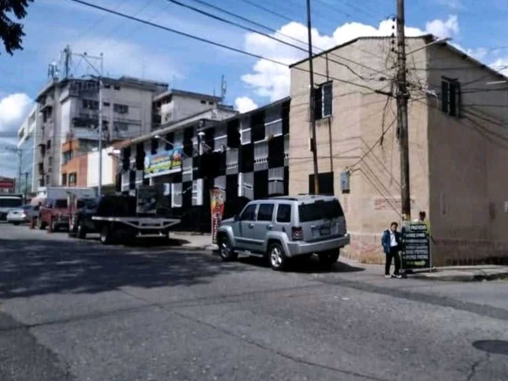 Commercial space in Los Colorados, Valencia - 1