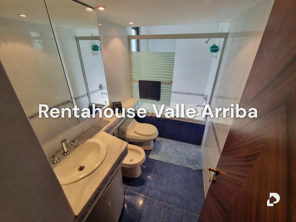 Apartamento en Los Chorros, Caracas – 22