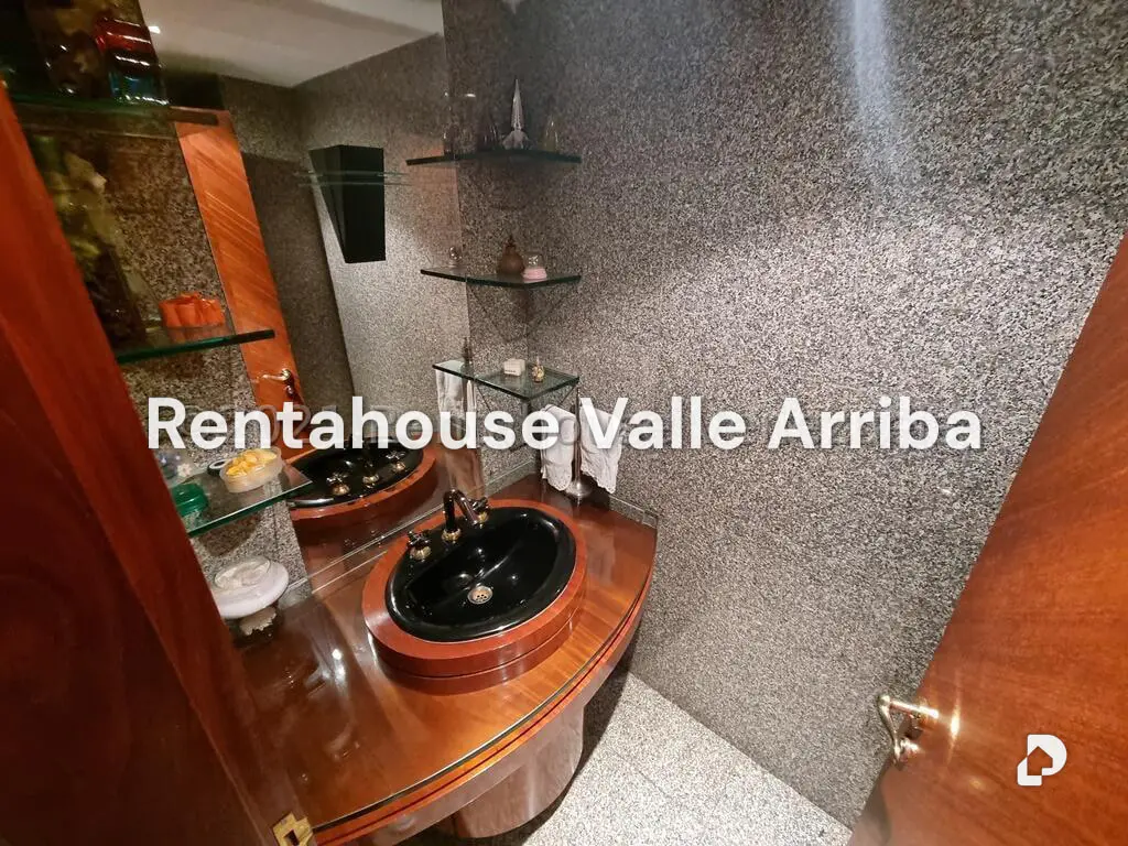 Apartamento en Los Chorros, Caracas – 18