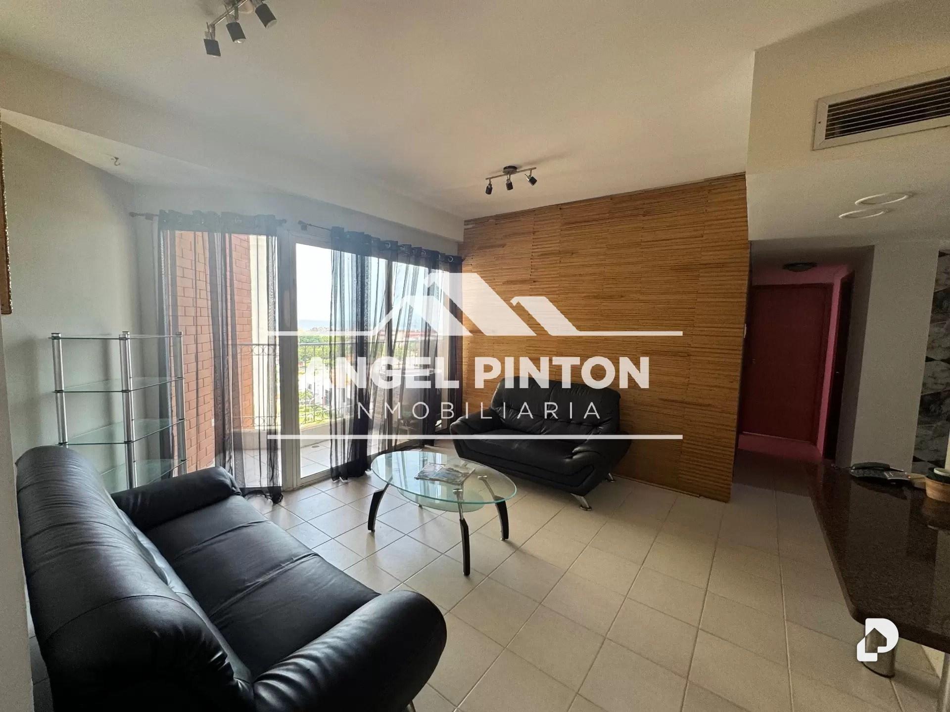Apartamento en Parroquia Santa Lucia, Maracaibo – 1