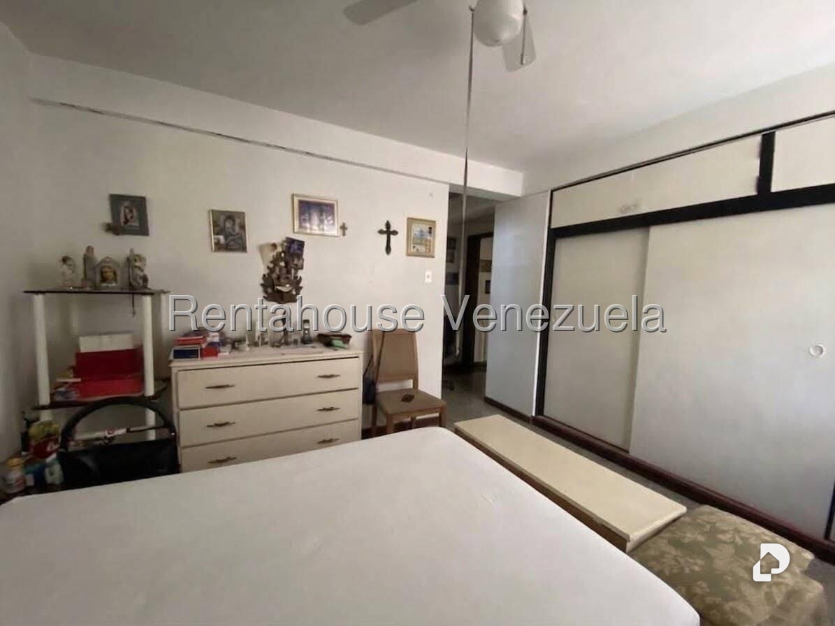 Apartamento en Altamira Sur, Caracas – 18