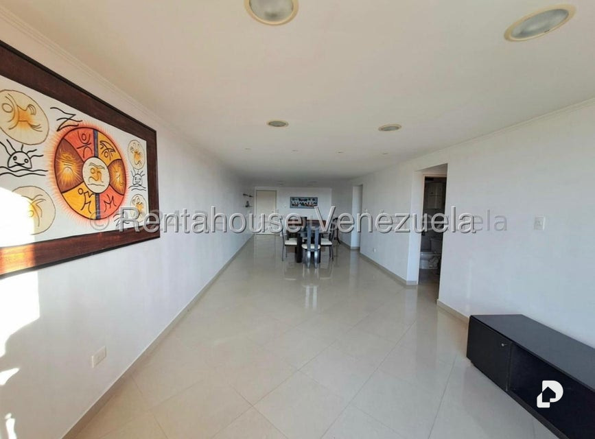 Apartamento en Colinas de La Tahona, Caracas – 2