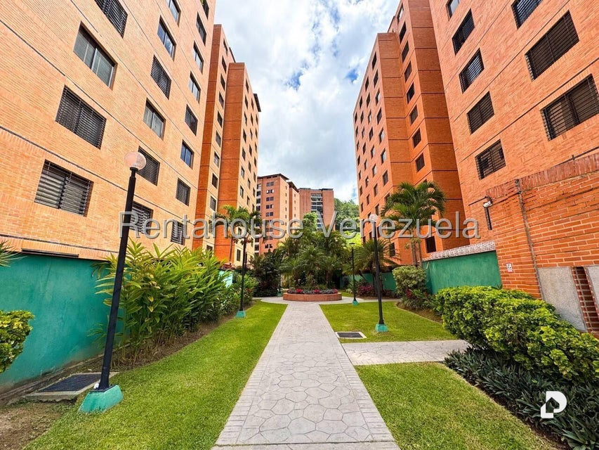 Apartamento en Colinas de La Tahona, Caracas – 4