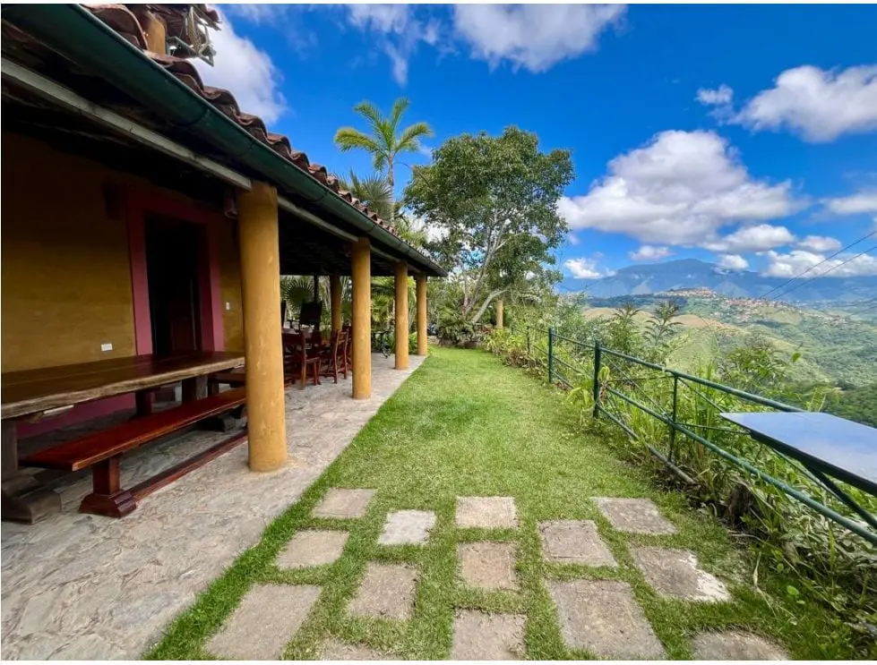 Farm in El Hatillo, Caracas - 1
