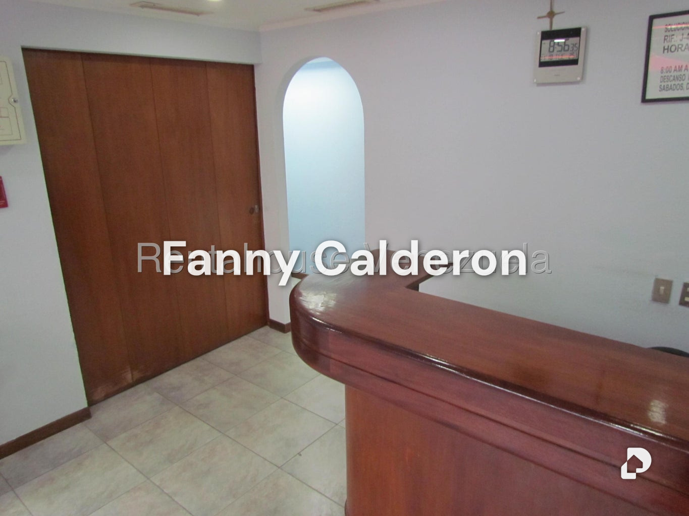 Local comercial en Los Dos Caminos, Caracas – 19