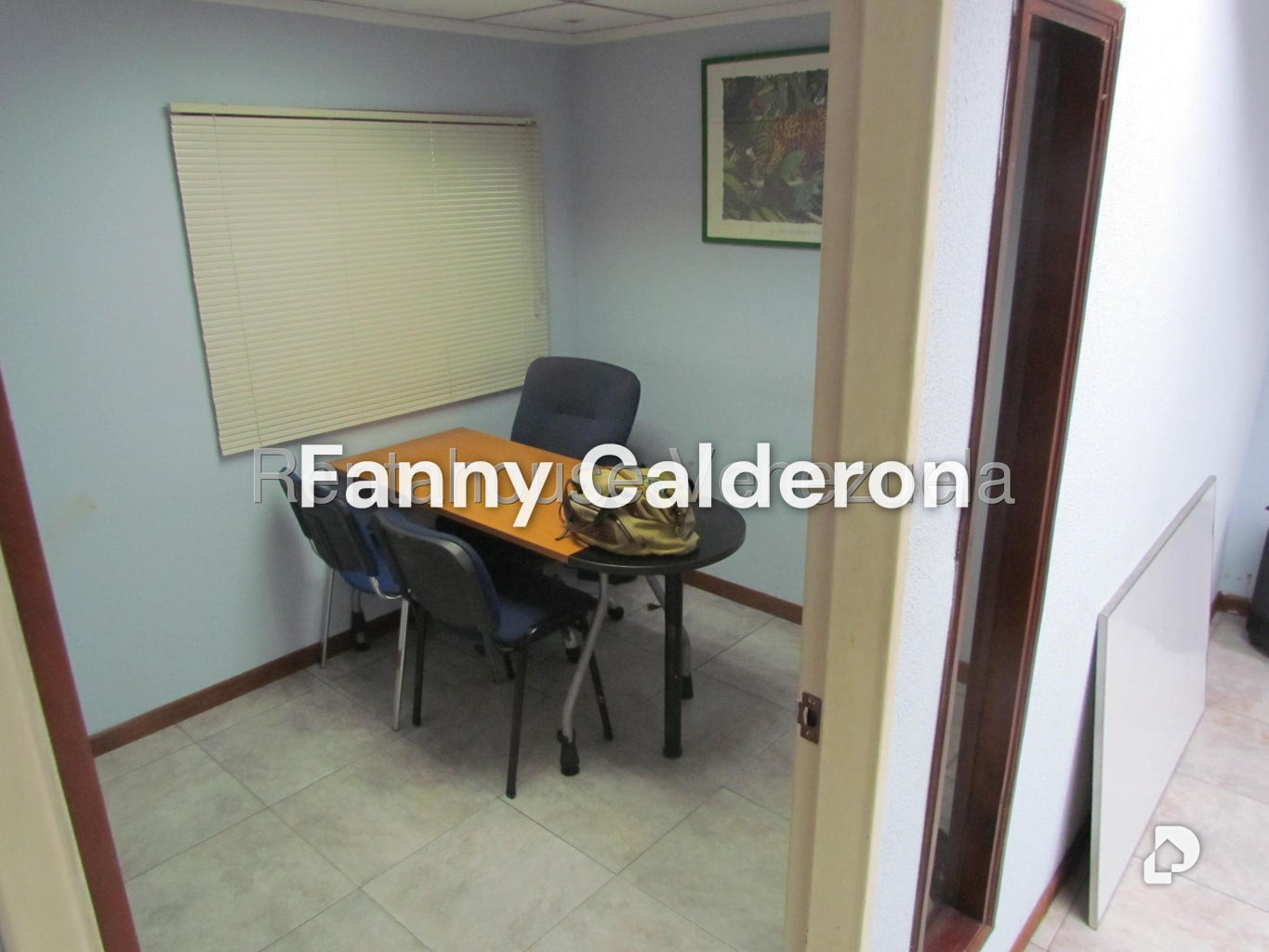 Local comercial en Los Dos Caminos, Caracas – 21