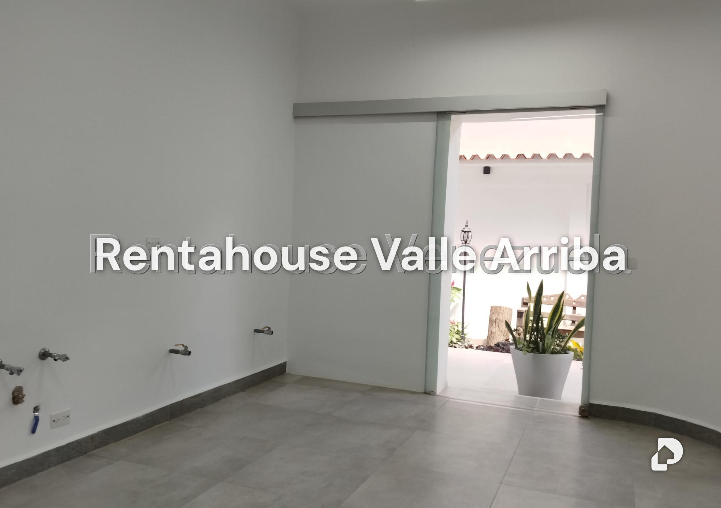 House in Colinas de Bello Monte, Caracas – 27