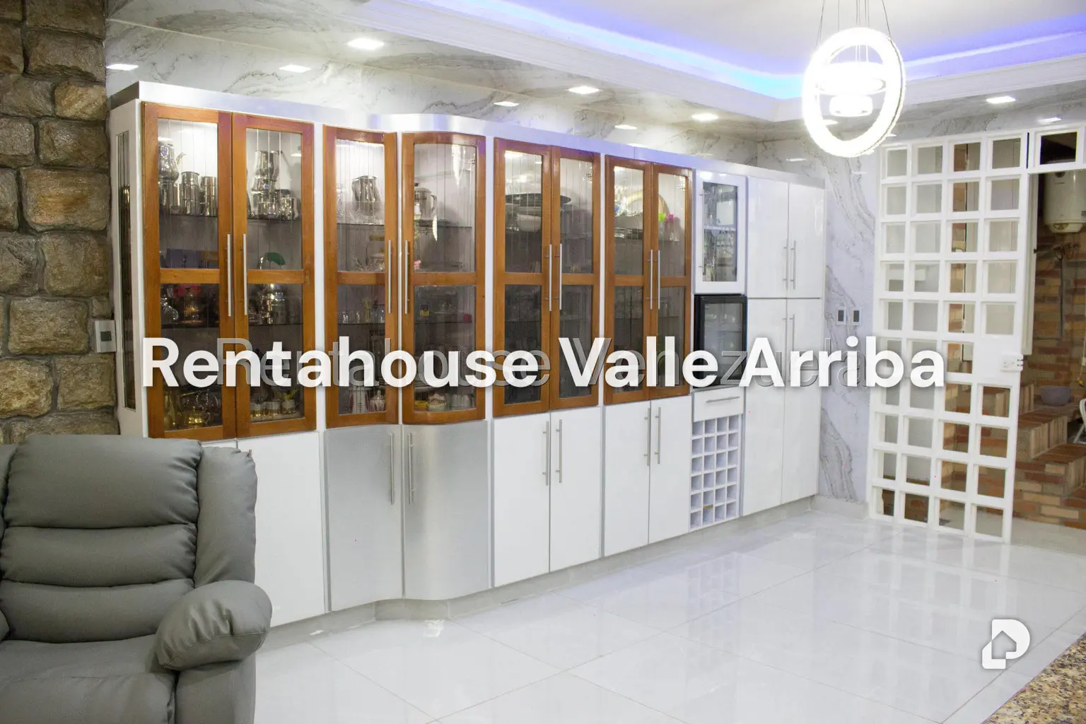 Casa en Colinas de Vista Alegre, Caracas – 11