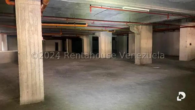 Local comercial en San Juan, Caracas – 27