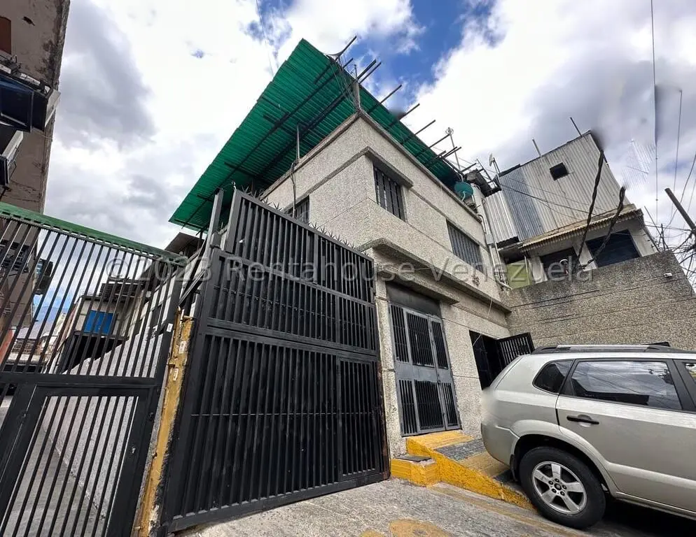 Edificio en Boleíta Sur, Caracas - 1