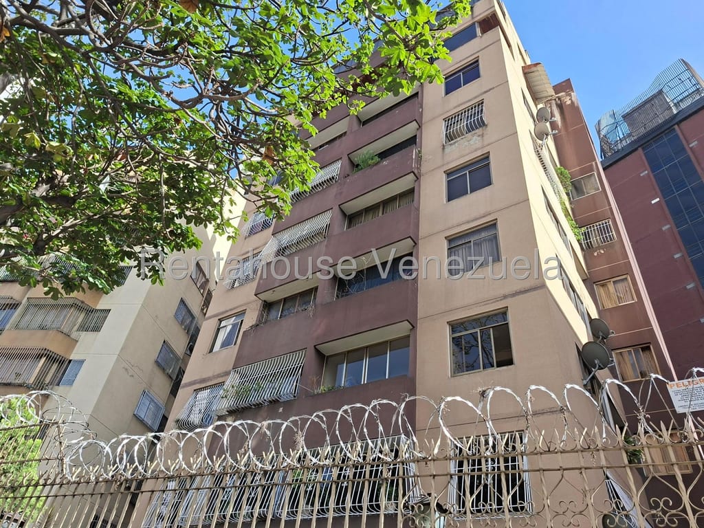 Apartment in Parroquia La Candelaria, Caracas - 1