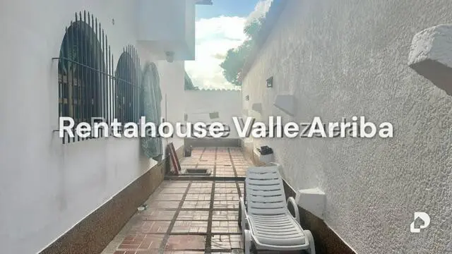 Casa en Macaracuay, Caracas – 19