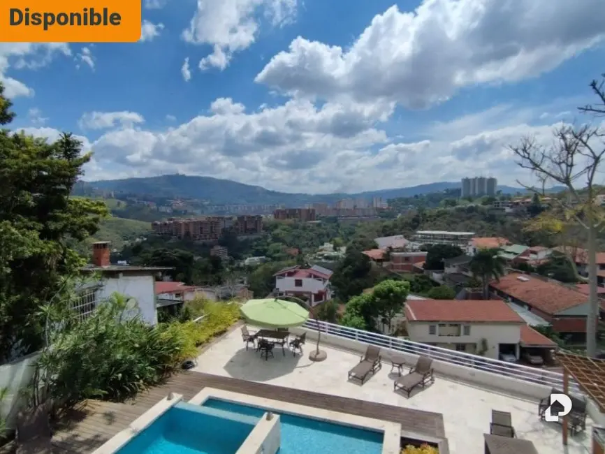 Casa en Colinas de Tamanaco, Caracas – 2