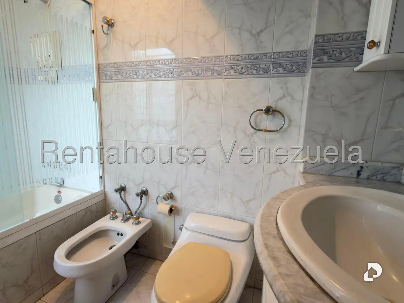 Apartamento en Prados del Este, Caracas – 8