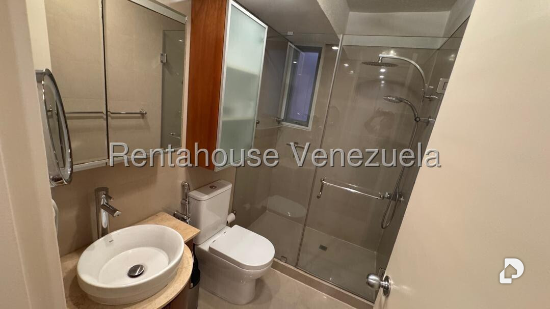 Apartamento en Campo Alegre, Caracas – 12