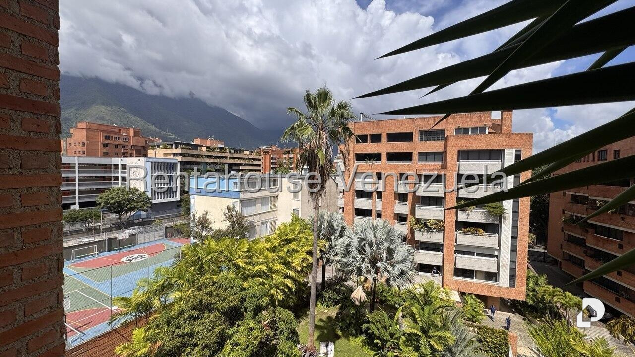 Apartamento en Campo Alegre, Caracas – 19