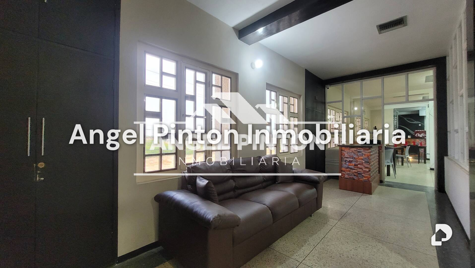Local comercial en Indio Mara, Maracaibo – 28