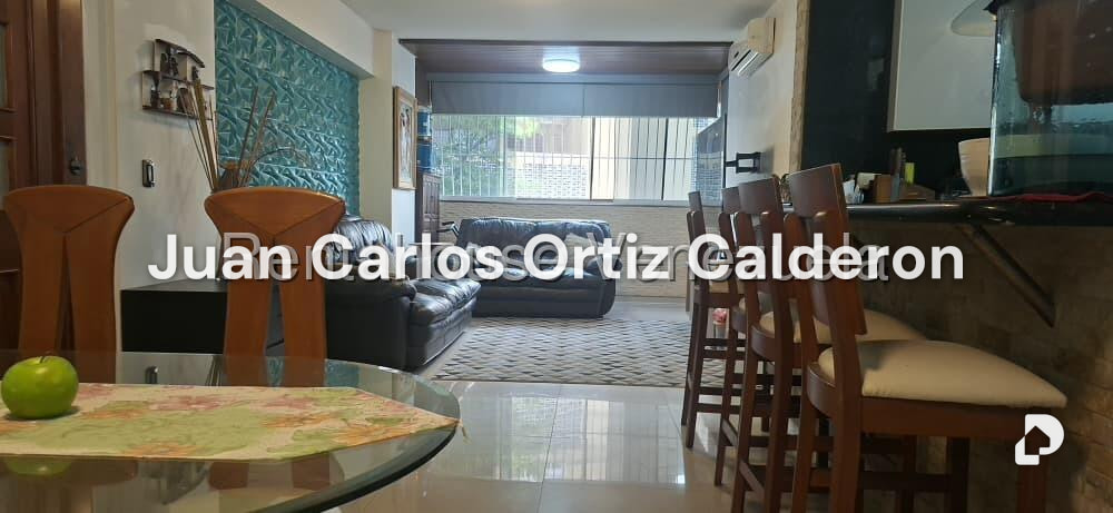 Apartment in Colinas de Bello Monte, Caracas – 13