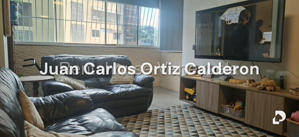 Apartment in Colinas de Bello Monte, Caracas – 11