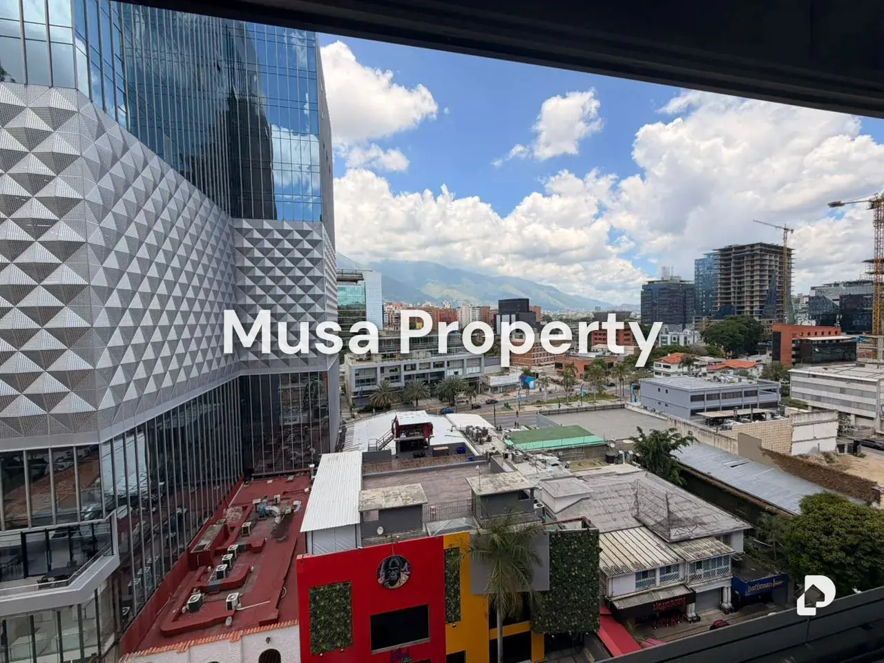 Apartamento en Las Mercedes, Caracas – 6
