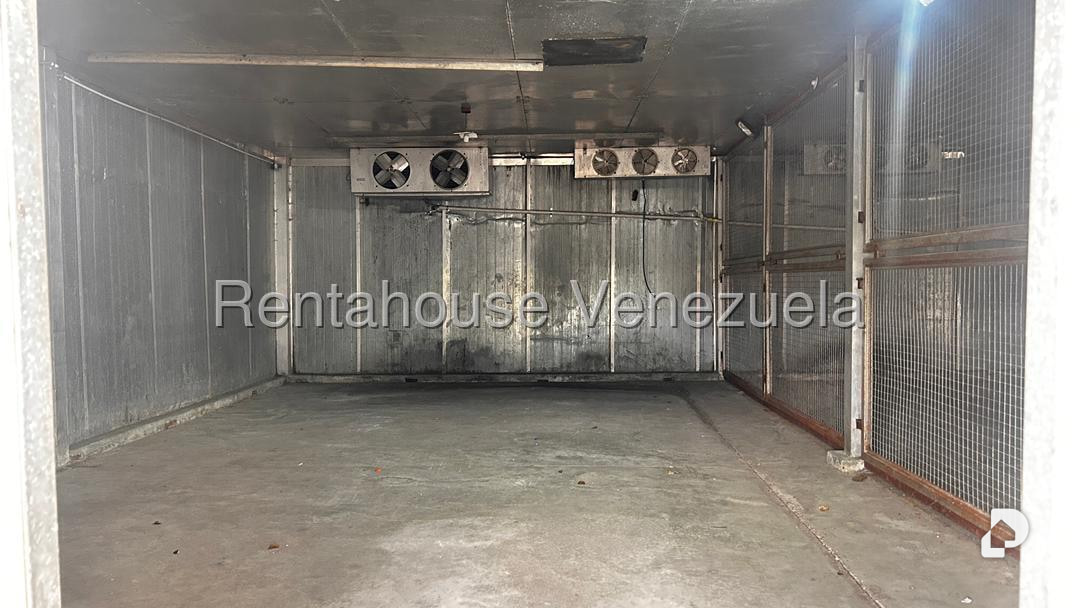 Galpón en Parroquia Santa Rosalía, Caracas – 10