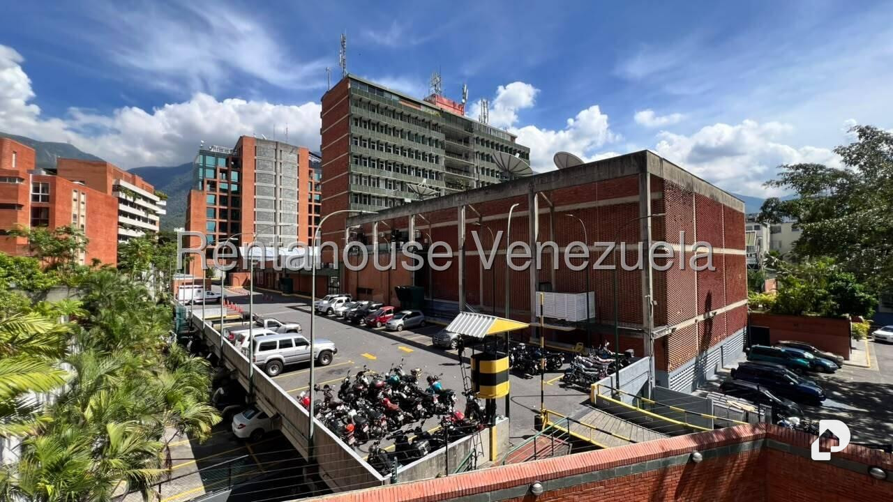 Apartamento en Campo Alegre, Caracas – 18