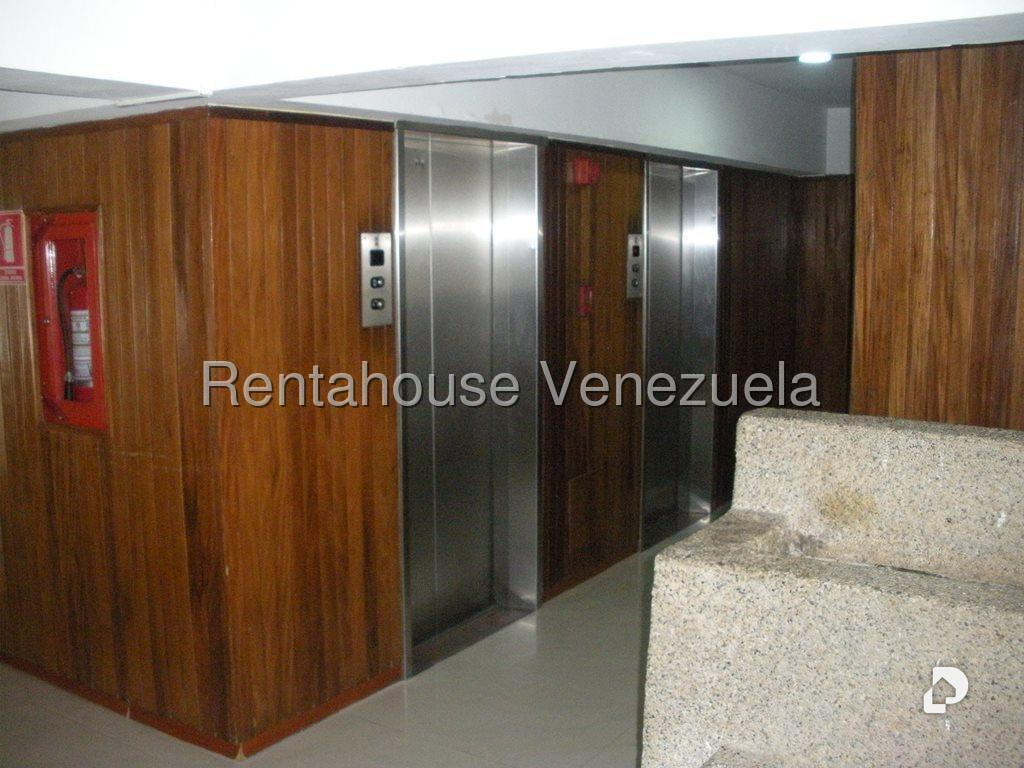 Apartamento en Guaicay, Caracas – 13