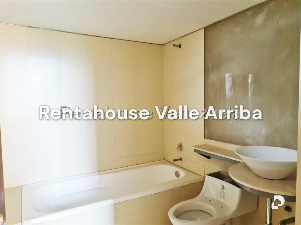 Apartamento en Colinas de Valle Arriba / Mirador de Los Campitos, Caracas – 22