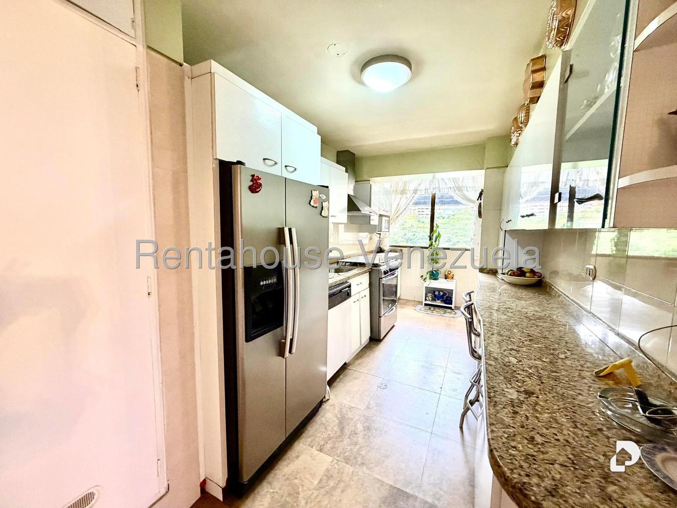 Apartamento en Las Mesetas de Santa Rosa de Lima, Caracas – 10