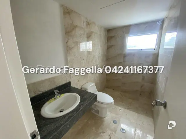 Apartamento en Lomas de La Laguntia, Caracas – 7