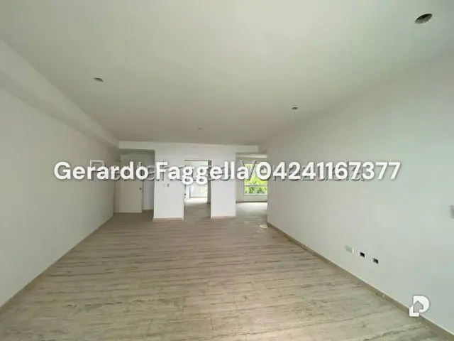 Apartamento en Lomas de La Laguntia, Caracas – 15