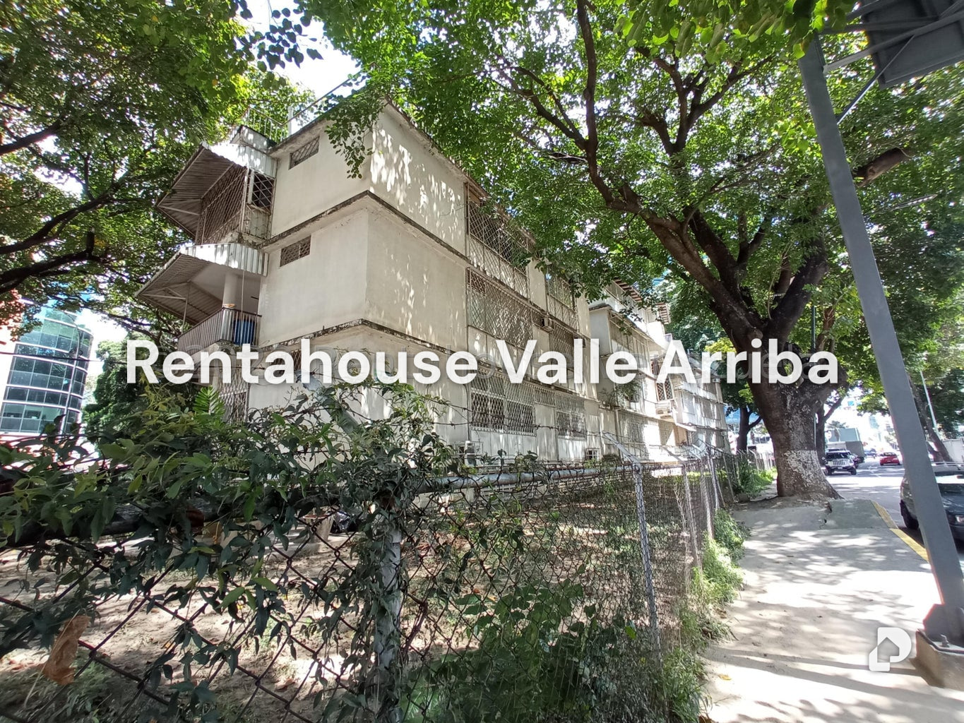 Apartamento en Las Mercedes, Caracas – 1
