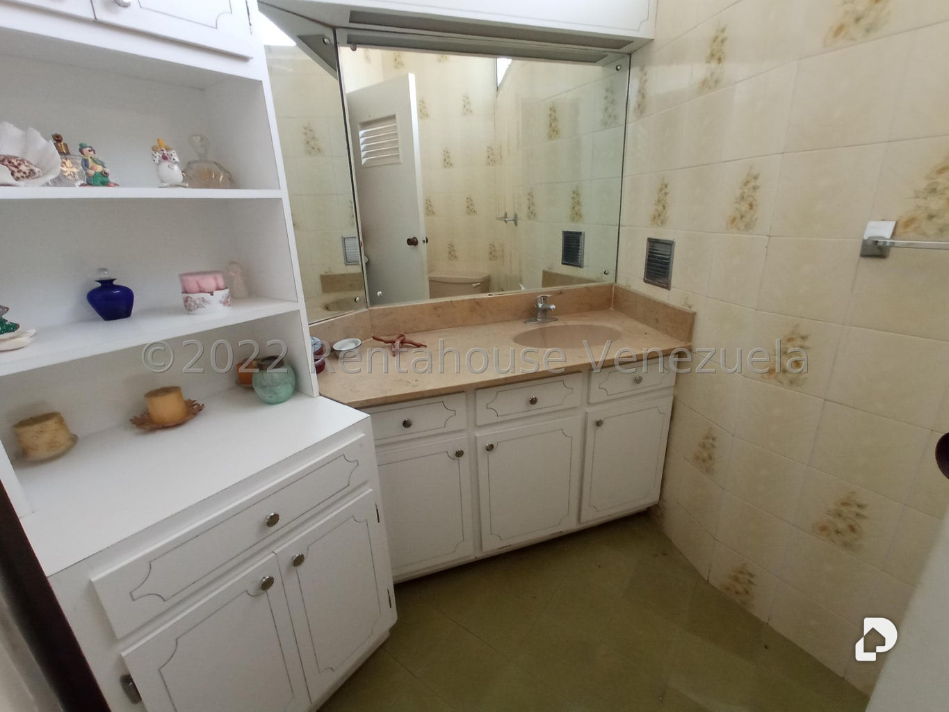 Apartamento en Las Mercedes, Caracas – 22