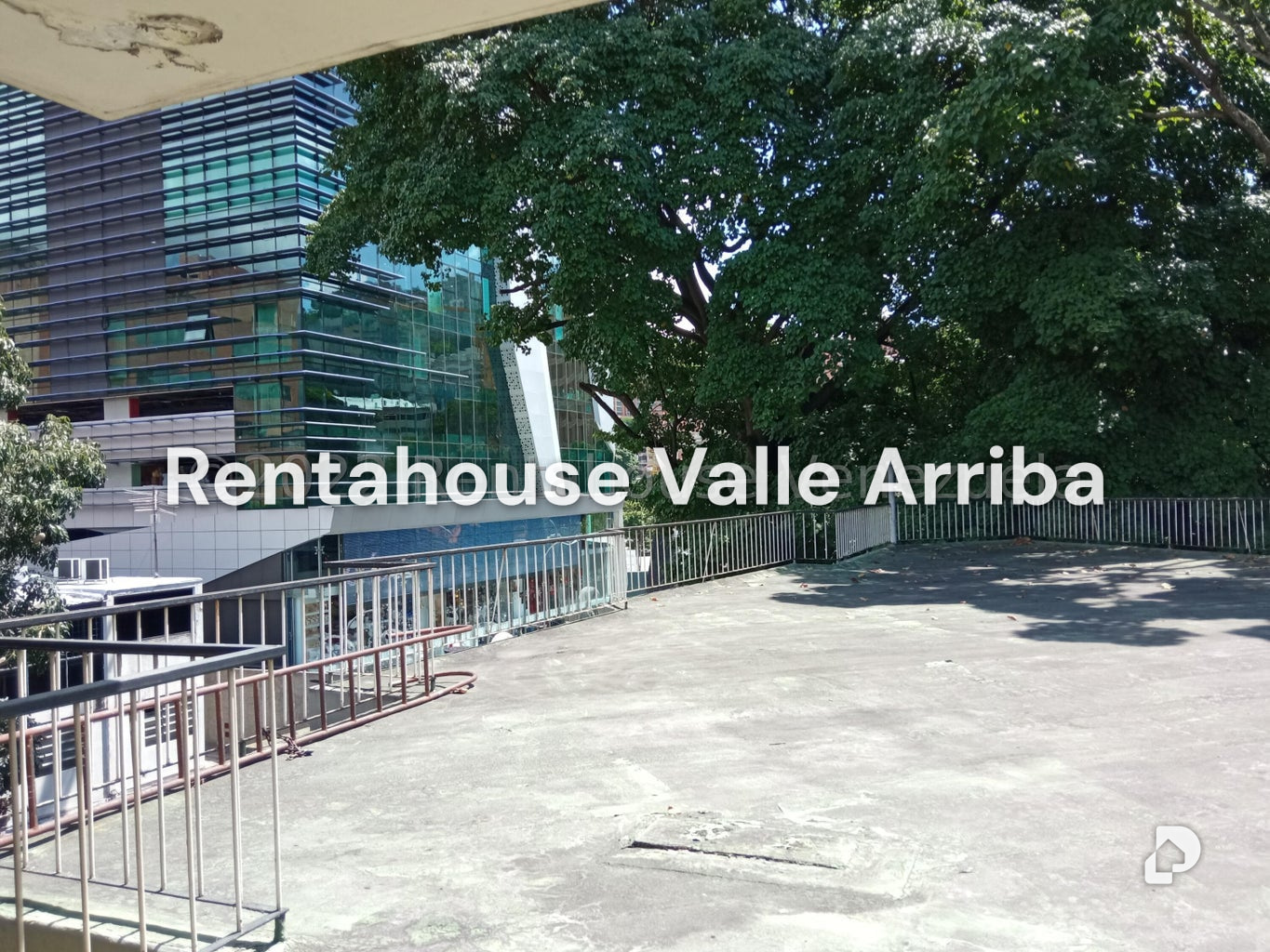 Apartamento en Las Mercedes, Caracas – 25
