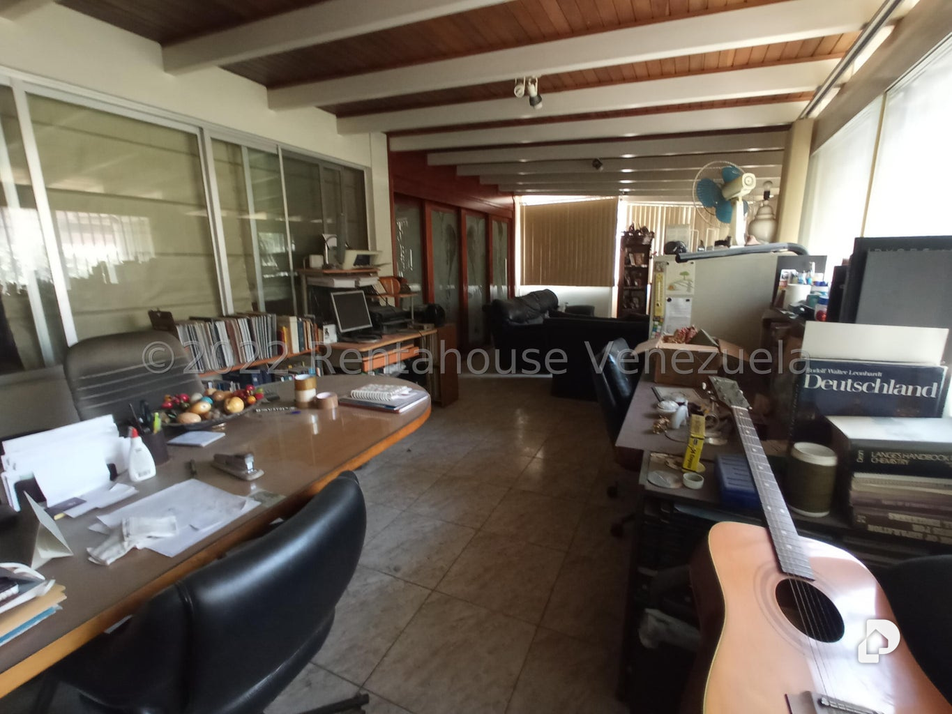 Apartamento en Las Mercedes, Caracas – 28
