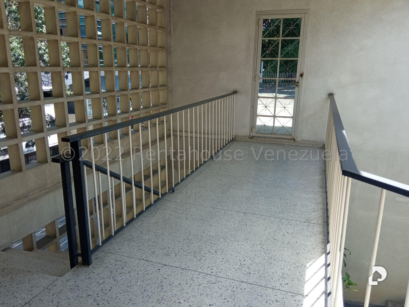 Apartamento en Las Mercedes, Caracas – 24
