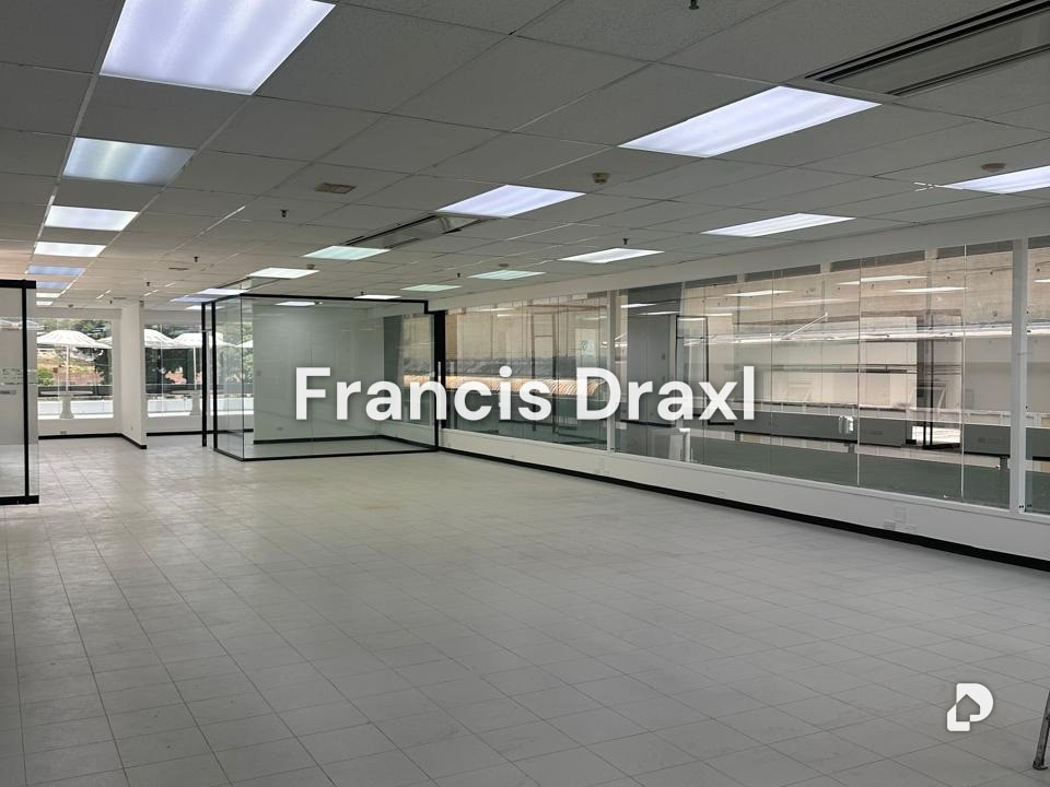 Oficina en Prados del Este, Caracas – 13