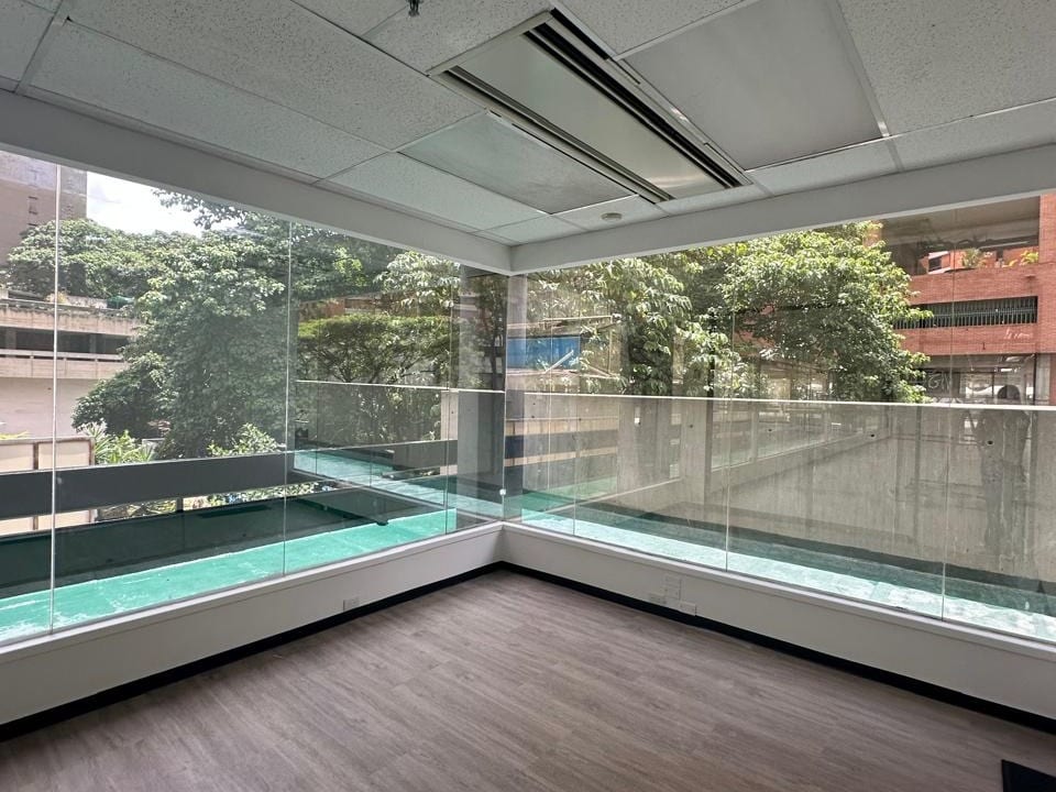 Oficina en Prados del Este, Caracas - 1