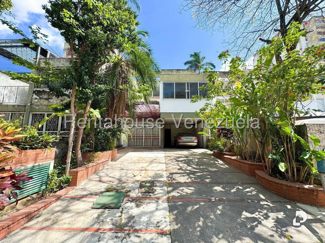 Casa en San Bernardino, Caracas – 2