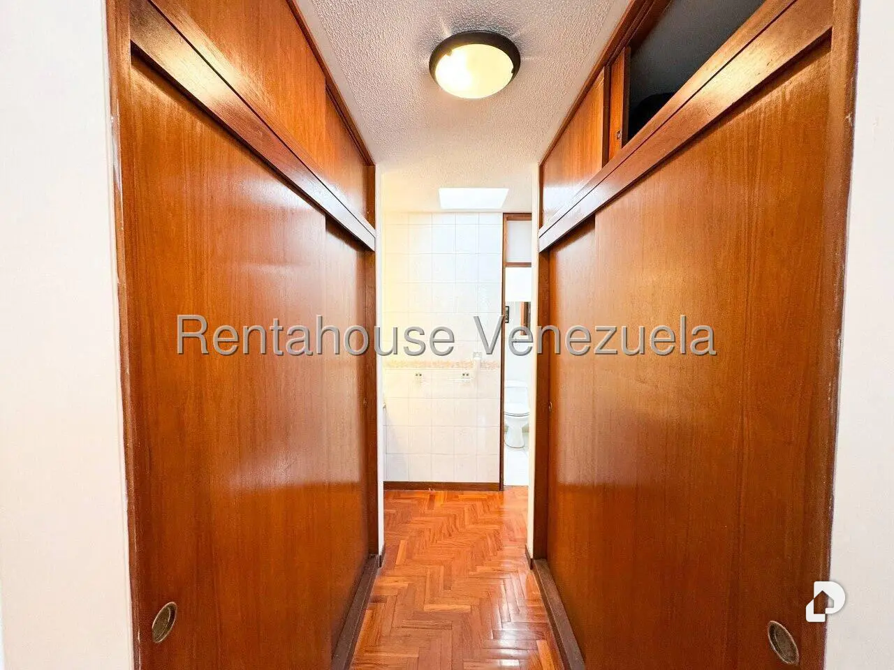Casa en San Bernardino, Caracas – 66