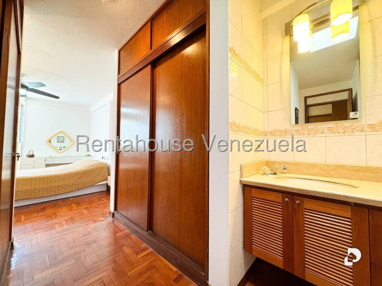 Casa en San Bernardino, Caracas – 68